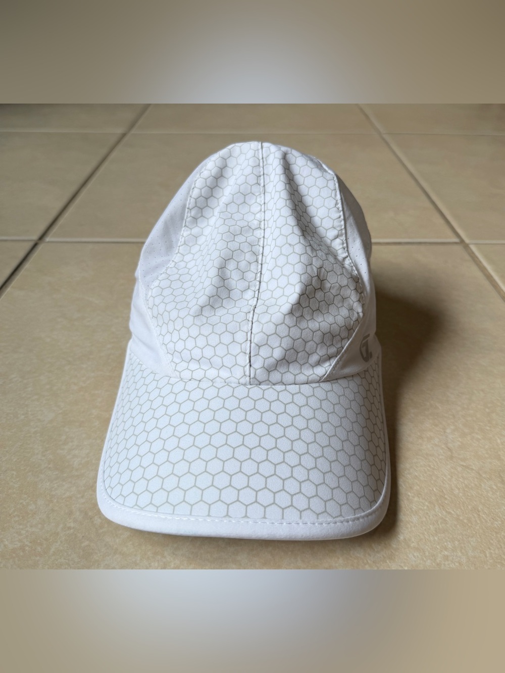 Gadiemkensd Lightweight Stretch Running Hat White Soft Brim Sport Cap
